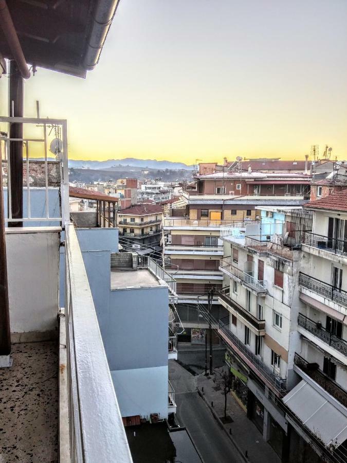 Daire Traditional Penthouse With Mountain View