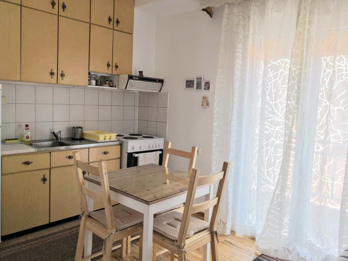 Traditional Penthouse With Mountain View Daire
