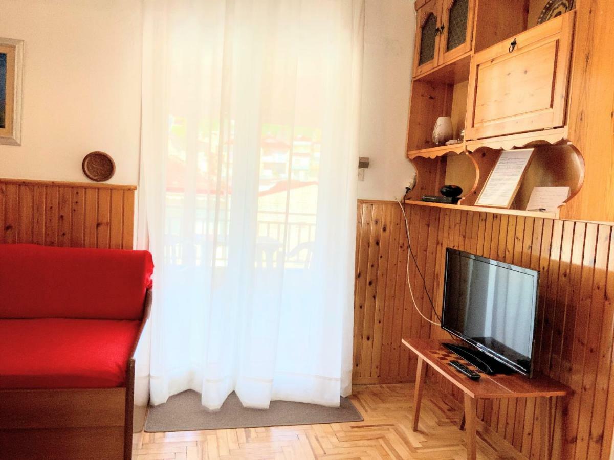 Apartament Traditional Penthouse With Mountain View